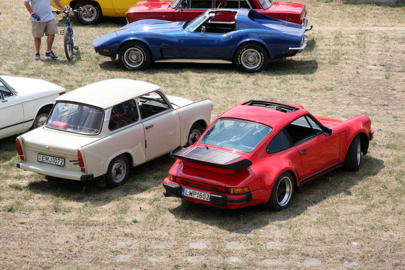 Illustration for article titled Classic Car Ownership Is Made Greater By The People Around You